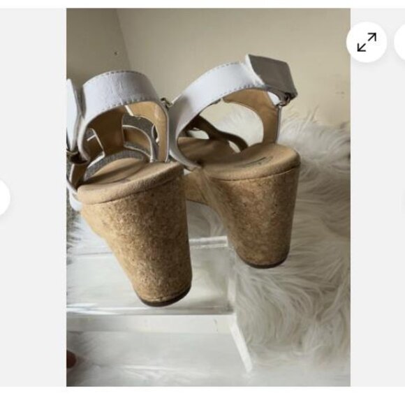 Clarks Sandals Womens 11 M Annadel Orchid Wedge Strappy Slingback White Leather - Picture 5 of 7